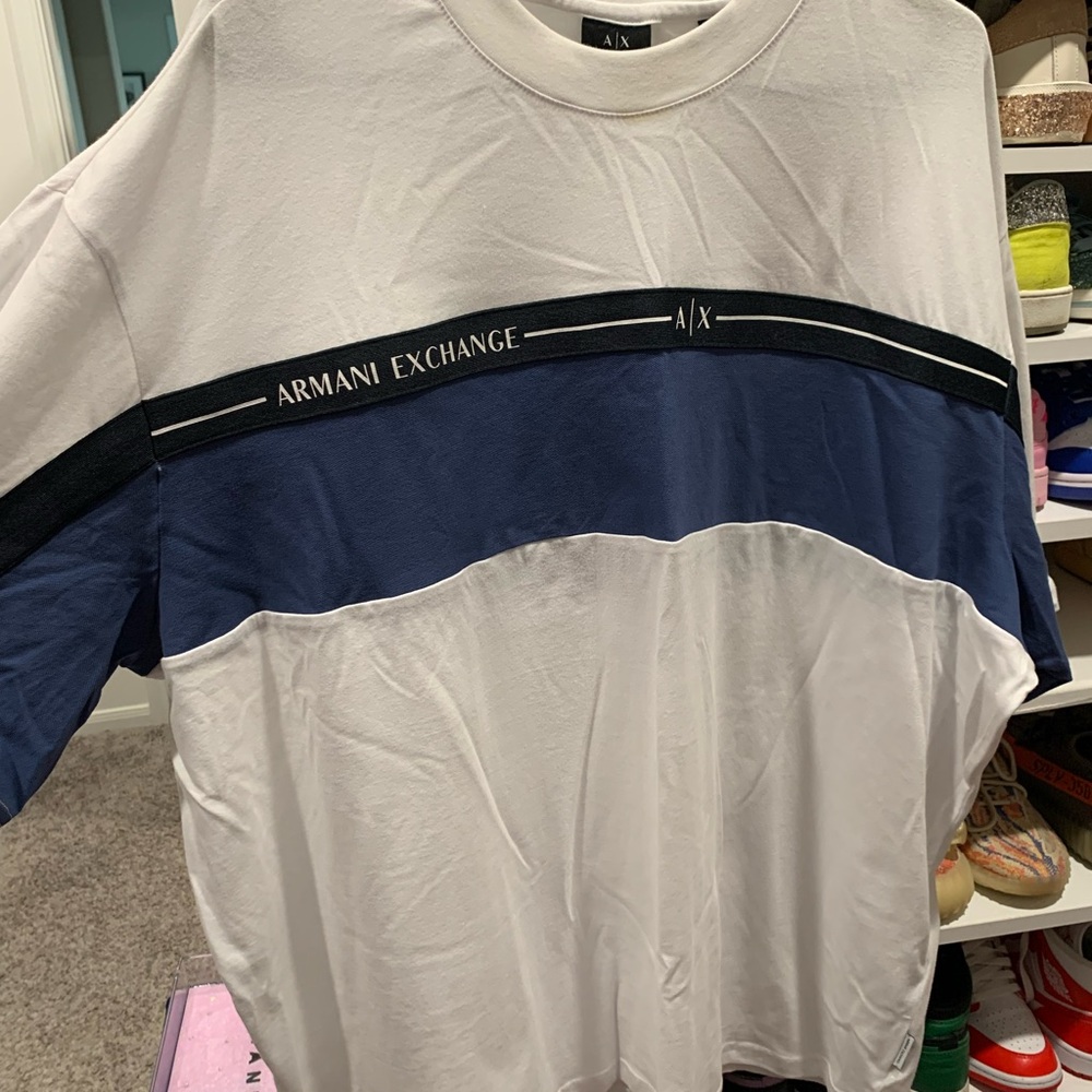 Armani Exchange Men's White and Navy Colorblock Tee